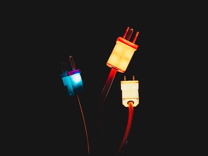 Immagine in evidenza – Come risparmiare energia elettrica: consigli pratici per il 2026 Come risparmiare energia elettrica: consigli pratici per il 2026 – Come risparmiare energia elettrica: consigli pratici per il 2026