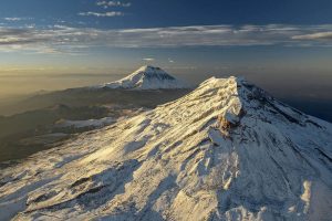 Iztaccihuatl Popocatepetl
