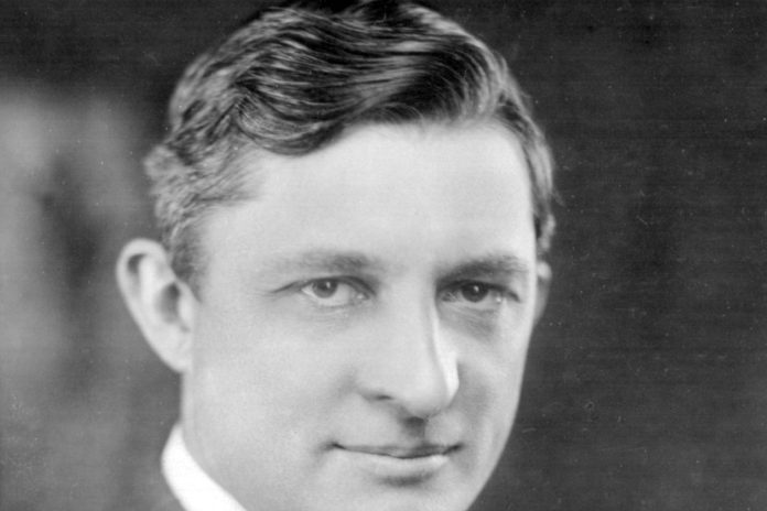 Willis Carrier, 1915 Willis Carrier, l'inventore dell'aria condizionata (fotografia del 1915, pubblico dominio)