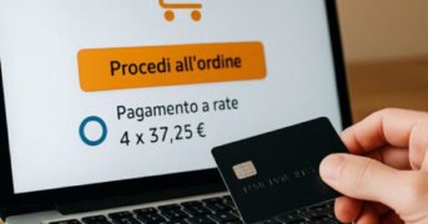 Paga a rate Amazon sparito