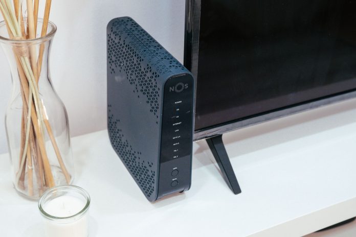 Immagine in evidenza – Come funziona il Wi-Fi e perché prende male in casa wi-fi – Come funziona il Wi-Fi e perché prende male in casa
