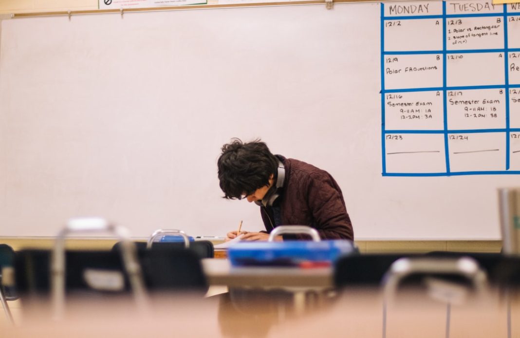 Maturità 2026: seconda prova per ogni indirizzo (previsioni aggiornate)