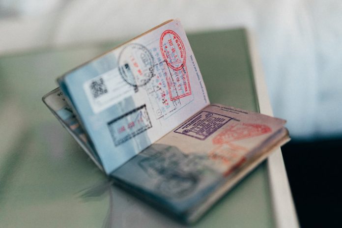 passaporto estate 2026 – Passaporto estate 2026: tempi attuali, come prenotare velocemente e cosa portare