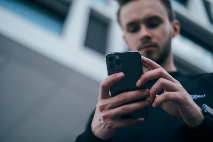 Immagine in evidenza – Come recuperare messaggi cancellati su WhatsApp recuperare messaggi cancellati whatsapp – Come recuperare messaggi cancellati su WhatsApp