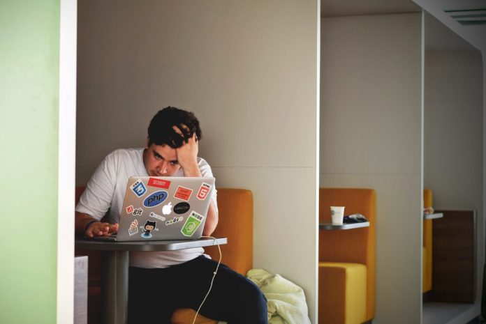 Immagine in evidenza – Errori comuni con Higgsfield AI errori Higgsfield AI – Errori comuni con Higgsfield AI