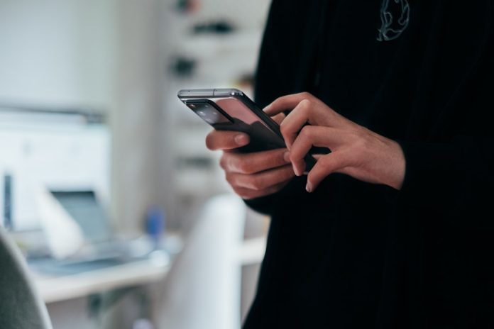 truffa postepay whatsapp – Truffa PostePay su WhatsApp: come funziona il falso rimborso e come difendersi