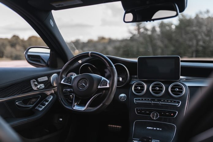 mensilizzazione premio – Assicurazione auto a rate: come funziona la mensilizzazione del premio nel 2026