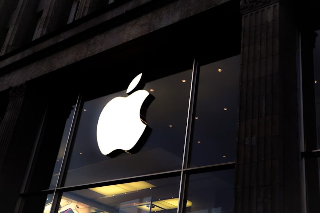 iPhone 18 – iPhone 18: perché il modello base non arriva prima del 2027