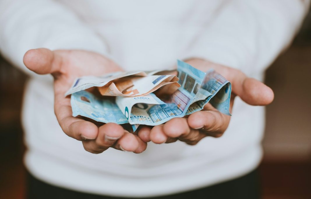 Taglio del cuneo fiscale su NASpI, DIS-COLL e APE sociale: da ottobre con gli arretrati