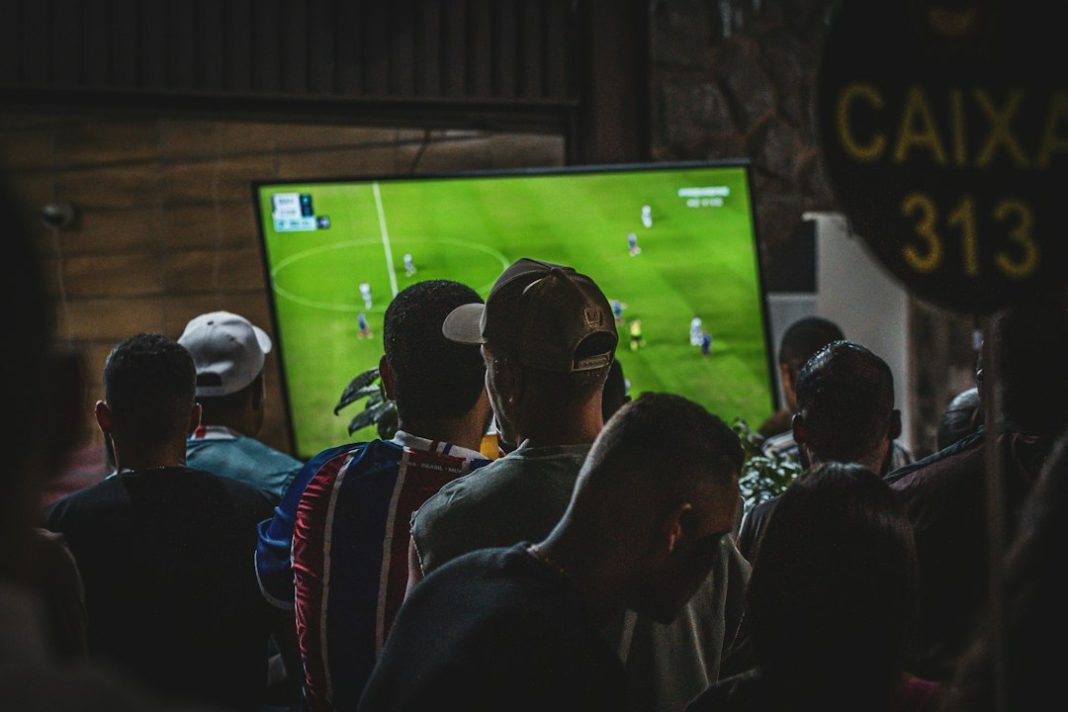 Calcio in TV 2026/27: quanto costa vedere Serie A, Champions e coppe