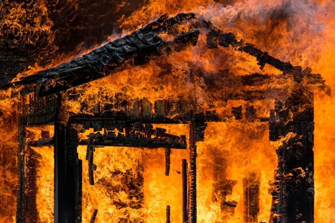 Polizza scoppio e incendio sul mutuo: è obbligatoria e si può scegliere quella più economica?