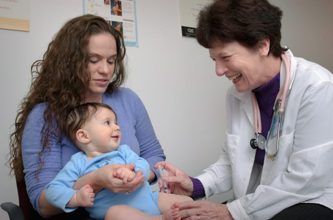 virus respiratorio sinciziale – Virus respiratorio sinciziale (RSV) 2026-2027: chi riceve gratis l'anticorpo o il vaccino e come prenotare