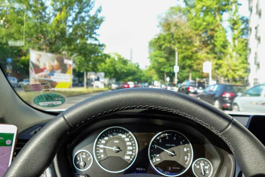 Riforma RC auto nel DDL concorrenza: cosa cambia per bonus/malus e premio legato alla guida