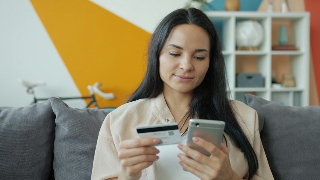 Scalapay: come funziona, quanto costa e cosa succede se salti una rata